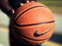 FB赛事直播-绿茵场外的欧冠决赛，广东男篮狂胜新疆，演绎中国篮球的巅峰焦点战