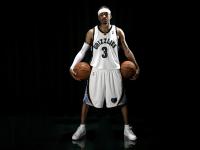 FB体育APP-当无解之矛遭遇压制之盾，恩比德统治力与奇才进攻哲学的现代启示