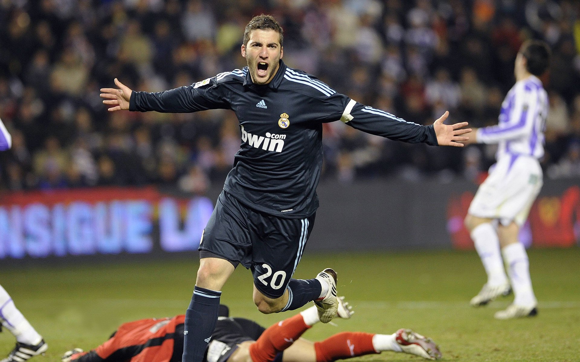 鏖战与担当,泰国队激战印度队,安赛龙扛起全队荣光