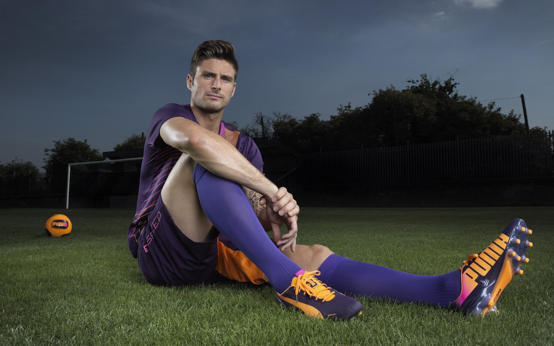 曼城力克希腊，卡拉斯科点燃赛场，一场技术与激情的交响